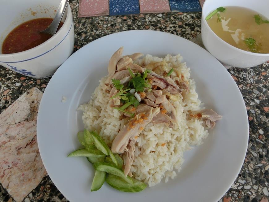 Еда в Тайланде. Рис с курицей