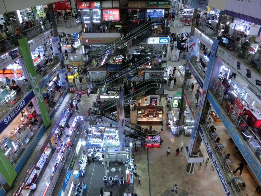 Покупка фотоаппарата в Бангкоке