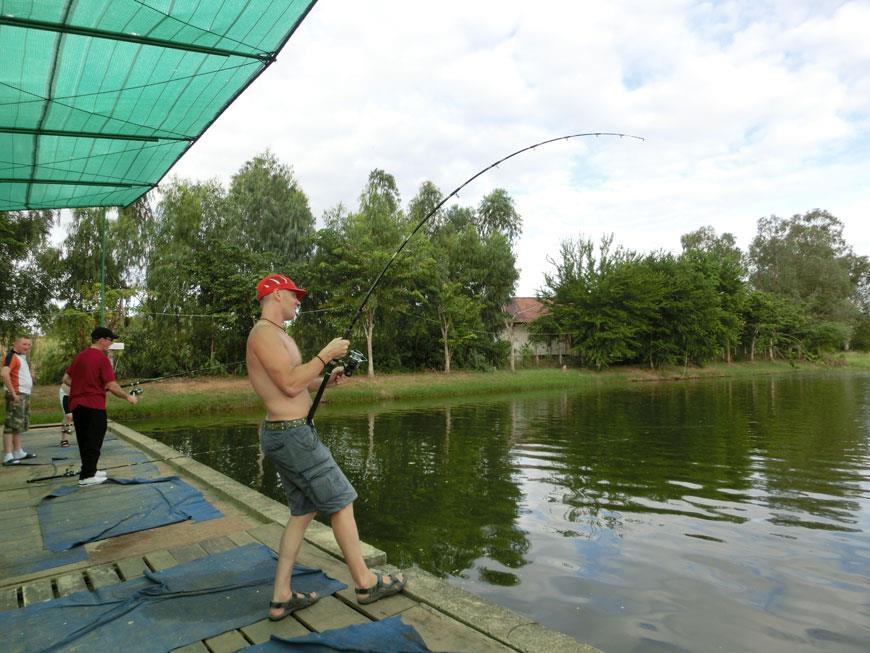 Рыбалка в Паттайе. Jomtien Fishing Park 