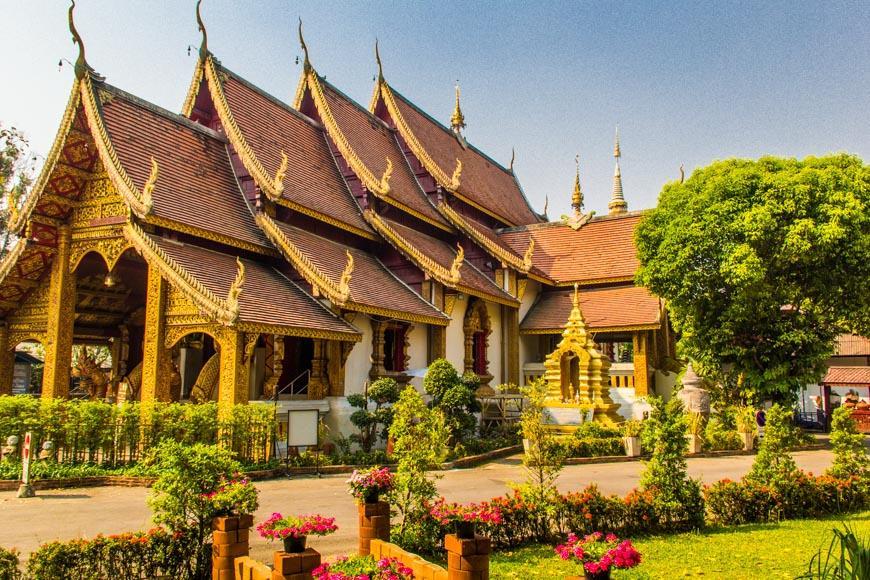 Серебряный храм Wat Srisuphan