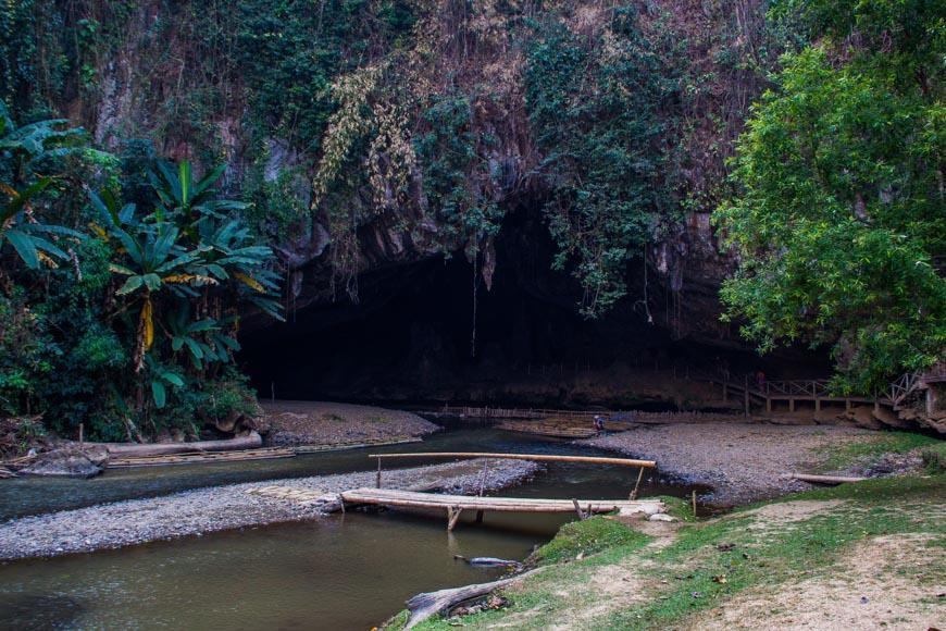 Пещера Лод (Lod Cave) в Пае