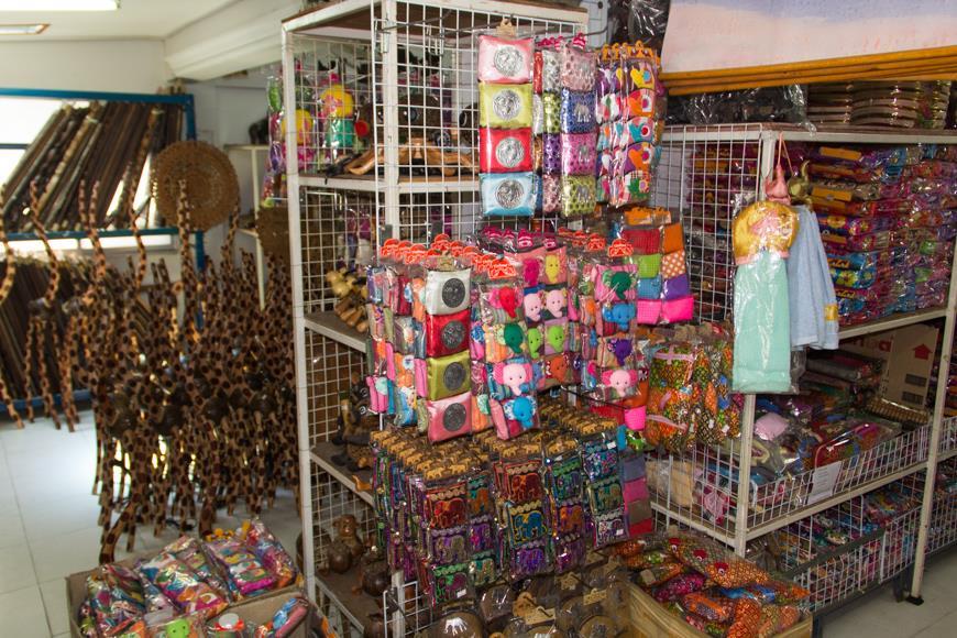 Дешевый магазин сувениров в Паттайе
